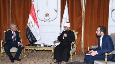 وزير الأوقاف يعقد لقاءً مطولًا مع صحفيي الملف الديني لعدد كبير من الصحف والمواقع الإخبارية