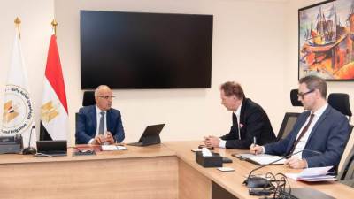 الدكتور سويلم يلتقى رئيس قسم الشرق الأوسط وشمال أفريقيا لبحث التعاون بين مصر والمانيا