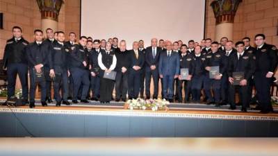 وزير الطيران المدني يشهد احتفالية تخرج الدفعة 86 من طلاب كلية المراقبة الجوية