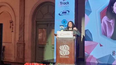 نائبة وزيرة التضامن تشهد فعاليات الحفل السنوي لمؤسسة "مصر بلا مرض للرعاية الصحية"