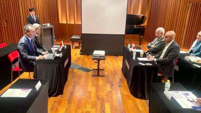 وزير التعليم يزور مقر شركة "ياماها" لتعزيز التعاون المستقبلي في دعم تعليم الموسيقى وتطوير المهارات