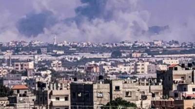 "الاحتلال الإسرائيلي" يعزل منازل في مخيم جنين بالأسلاك الشائكة