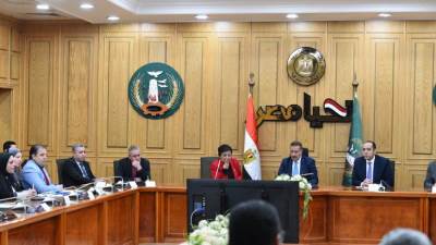 نائب وزير الصحة تشيد بجهود المنوفية في الملف السكاني وتدعو