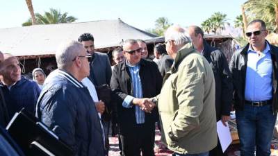 محافظ جنوب سيناء يؤكد ضرورة الترويج للمشروعات البيئية والتراثية لتحقيق التنمية المتكاملة