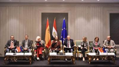 وزير العمل يفتتح ورشة دولية لتبادلِ الخبراتِ بشأنِ "سوقِ العملِ" وتعزيز حوكمة "الهجرة غير الشرعية"