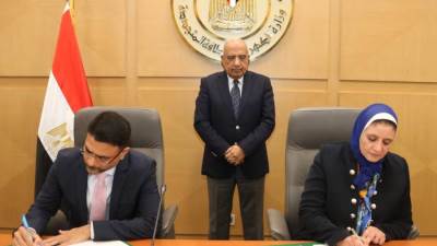 وزير الكهرباء يشهد توقيع اتفاقية مشروع إنشاء محطتى تخزين طاقة بقدرة 1500 ميجاوات ساعة