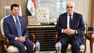 وزيرا التعليم والرياضة يعقدان اجتماعًا مع رئيس الاتحاد الدولي للرياضة الجامعية