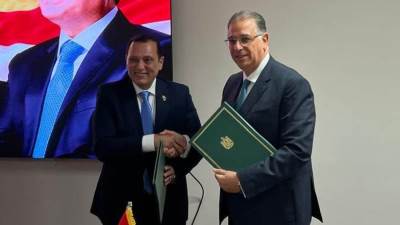 الخارجية و"تنمية الريف المصري"توقعان بروتوكولا لإتاحة فرص أمام المصريين بالخارج للحصول على أراض زراعية