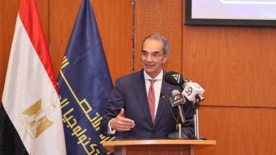 وزير الاتصالات: نستهدف وضع خطط للاستفادة من تقنيات الذكاء الاصطناعي