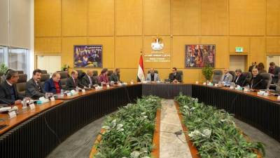 وزيرا الإسكان وقطاع الأعمال يعقدان اجتماعا لمتابعة تطورات العمل في المشروعات المشتركة