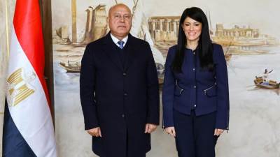 الفريق كامل الوزير ورانيا المشاط يعقدان اجتماعًا لمناقشة الخطة الاستثمارية لقطاع النقل للعام المالي 2025/2026