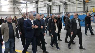 رئيس الوزراء يفتتح مصنع شركة الإسكندرية للألواح العازلة (أليكس بانل)