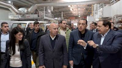 رئيس الوزراء يفتتح المرحلة الثانية من مصنع شركة "سيراميكا كليوباترا"