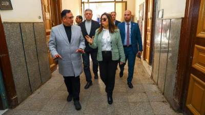 وزيرة التنمية تتابع سير العمل وتقديم الخدمات للمواطنين ومستجدات التصالح علي مخالفات البناء والمتغيرات المكانية