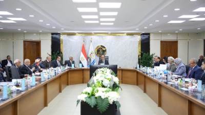 محمد شيمي: المشروع القومي لتطوير "الغزل والنسيج" نقلة نوعية في الصناعة