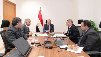 وزير الري: تطوير عملية توزيع المياه بالتحول من استخدام المناسيب لاستخدام التصرفات
