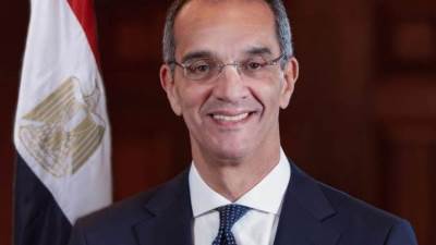 وزير الاتصالات يغادر إلى برشلونة للمشاركة فى المؤتمر العالمى للمحمول MWC 2025 