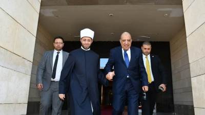وزير الأوقاف يبحث مع وزير الكهرباء سبل تحسين كفاءة استخدام الكهرباء بالمنشآت الدينية