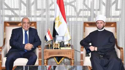 وزير الأوقاف يستقبل وزير الكهرباء بمقر الوزارة بالعاصمة الإدارية الجديدة