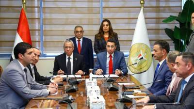 وزيرة التنمية المحلية تشهد توقيع اتفاقية للتعاون في توفير الاحتياجات التدريبية لمركز سقارة