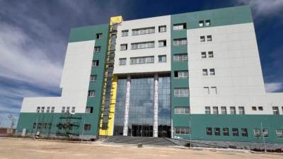 وزير الإسكان: قريباً الانتهاء من مستشفى جديد سعة 175 سريرا بمدينة قنا الجديدة