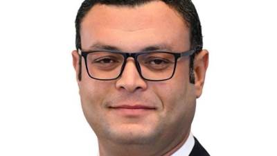 وزير الإسكان: بدء تنفيذ خطوط المياه والصرف الرئيسية بالعبور الجديدة