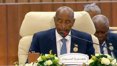 رئيس مجلس السيادة السودانى: ندعم المبادرة المصرية لإعادة إعمار غزة دون تجهير