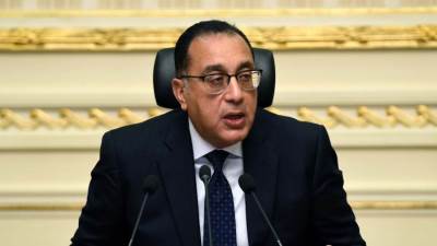 رئيس الوزراء: المنطقة الاقتصادية بالعين السخنة تشهد طفرة وبها 130 مصنعا