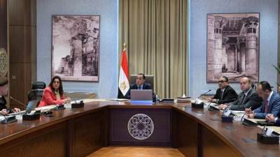 مدبولي يُتابع الموقف التنفيذي لامتداد محور الفريق كمال عامر..ويؤكد ضرورة صرف التعويضات للمستحقين