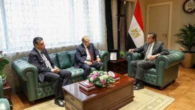 وزير الصحة يشهد توقيع اتفاقية تعاون لتوطين تكنولوجيا تصنيع أدوية علاج الأورام بمصر