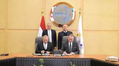 كامل الوزير يشهد توقيع مذكرة تفاهم لإنشاء منطقة صناعية لوجيستية متكاملة بميناء دمياط