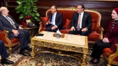 وزير الخارجية يلتقى عبدالوهاب عبدالرازق ولجنتى العلاقات الخارجية بـ"النواب والشيوخ"