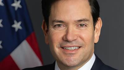 وزير الخارجية الأمريكي يصل جدة