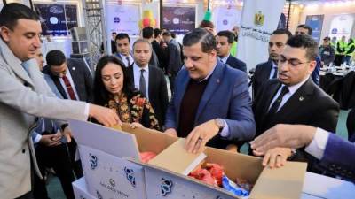 وزيرة التضامن تتفقد مطابخ ومراكز توزيع طعام في الوراق .. وتعلن مبادرة "بيوت المحروسة"