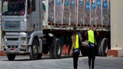 الصليب الأحمر يدعو إلى ضرورة دخول المساعدات الغذائية لقطاع غزة