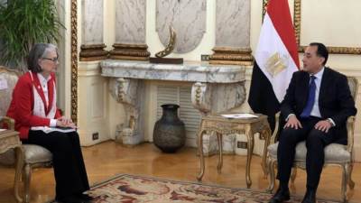 رئيس الوزراء: مصر ستظل ملتزمة بتوفير المساعدات اللازمة لسكان قطاع غزة