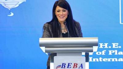 وزيرة التخطيط تستعرض تحسّن مؤشرات الاقتصاد الكلي وجهود زيادة معدلات النمو والتوظيف وتهيئة مناخ الاستثمار