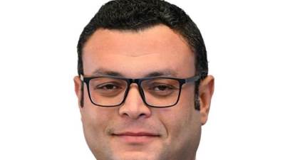 وزير الإسكان: إطلاق التيار الكهربائي لعمارات "سكن لكل المصريين" ببني سويف الجديدة