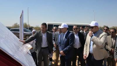 رئيس الوزراء يتفقد أعمال إنشاء محطة الصرف الصحي الصناعي بالعاشر من رمضان