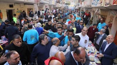 محافظ القاهرة: إفطار المطرية يجسد روح المحبة والترابط بمصر فى رمضان