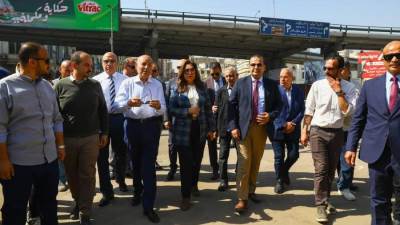 وزيرة التنمية المحلية ومحافظ القاهرة يتفقدان بدء أعمال تنفيذ المرحلة الأولى من تطوير سوق العتبة بالموسكي
