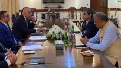 وزير الاستثمار يلتقي الرئيس التنفيذي لشركة OCIOR Energy لاستعراض فرص الاستثمار بمصر