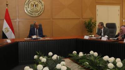 وزير الكهرباء يتابع مستجدات تنفيذ خطة العمل ومزيج الطاقة ودعم وتطوير الشبكة الموحدة والتحول الرقمي