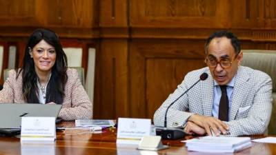 وزيرة التخطيط تستعرض الخطة الاستثمارية للعام المالي 2024/2023 أمام "الشيوخ"