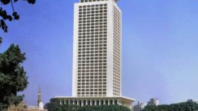 مصر تدين الغارات الإسرائيلية على غزة وتطالب بتدخل المجتمع الدولى