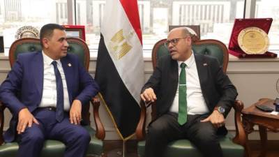 وزير العمل يلتقي رئيس جامعة ساكسوني مصر للعلوم التطبيقية