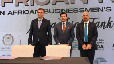 وزير الزراعة يتحدث أمام مؤتمر جمعية رجال الأعمال المصريين الأفارقة 