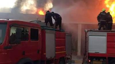 السيطرة على حريق شب فى جراج سيارات بالخصوص