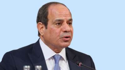 الرئيس السيسى يزور "السيدة نفيسة" ويفتتح أعمال التطوير بالمسجد