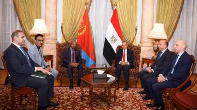 وزير الخارجية يؤكد عمق العلاقات التي تجمع مصر وإريتريا